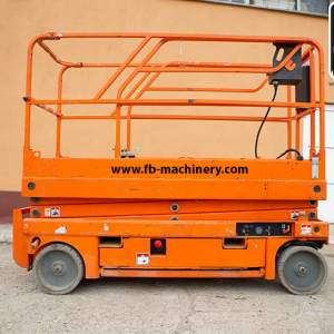 Haulotte Compact 8 Second hand scissor lift Nr.79