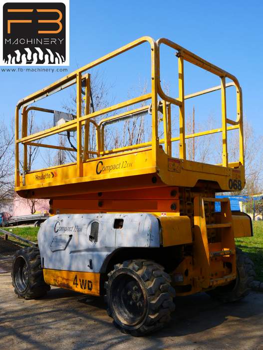 Nacela foarfeca diesel second hand Haulotte Compact 12 DX Nr.68